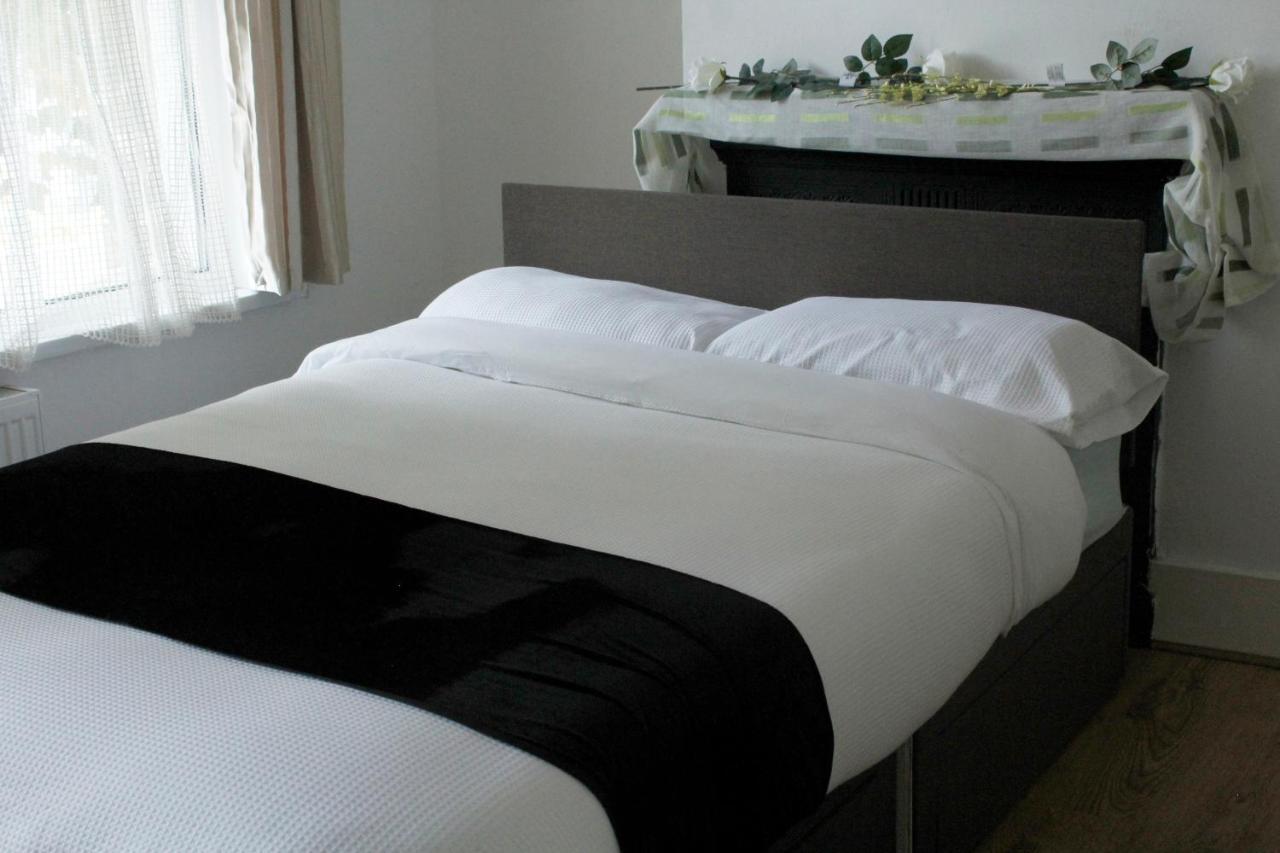 Cozy Rooms Or Apartment In London Townhouse Fast Links To Central 외부 사진