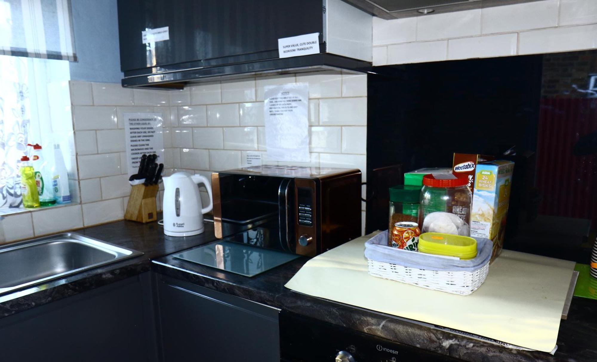 Cozy Rooms Or Apartment In London Townhouse Fast Links To Central 외부 사진