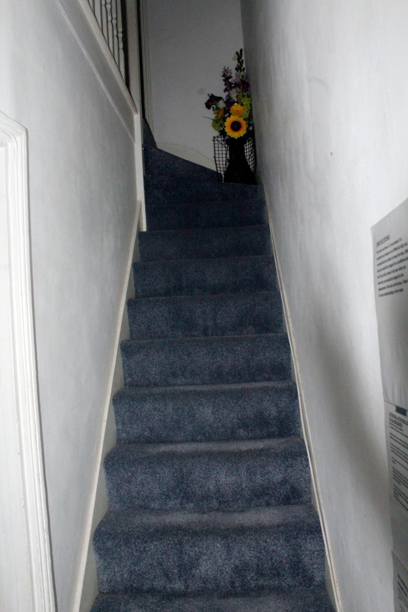 Cozy Rooms Or Apartment In London Townhouse Fast Links To Central 외부 사진