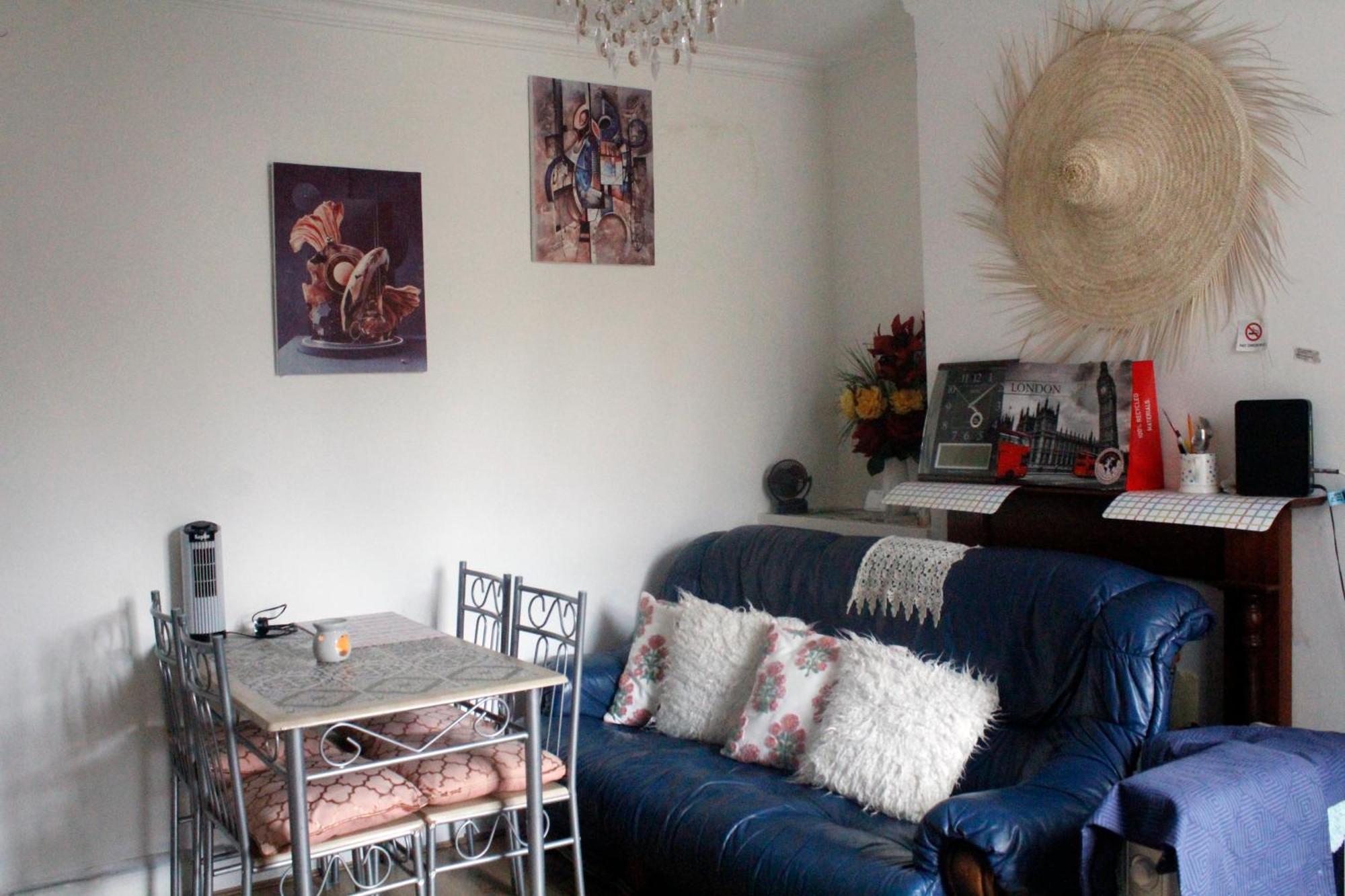 Cozy Rooms Or Apartment In London Townhouse Fast Links To Central 외부 사진